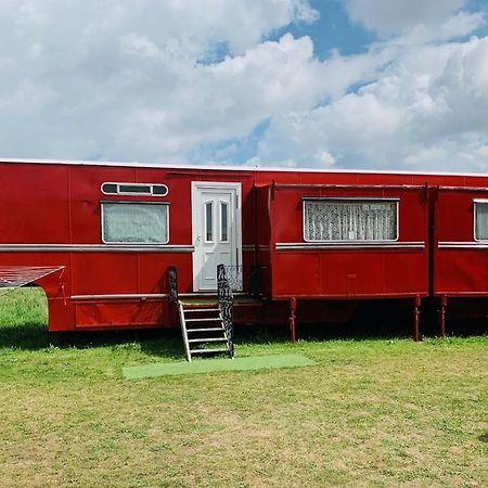 מייבלת'ורפ Vintage, Circus Holiday Home מראה חיצוני תמונה