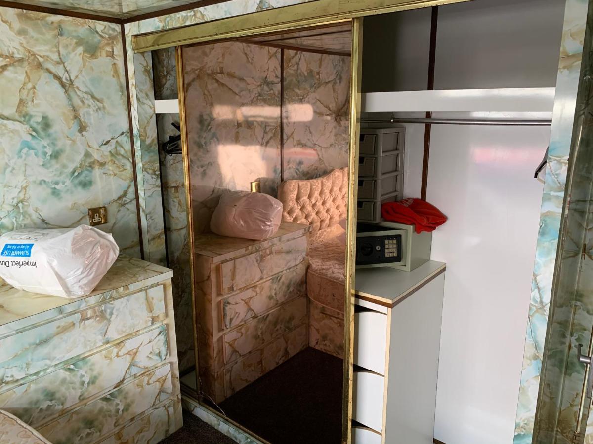 מייבלת'ורפ Vintage, Circus Holiday Home מראה חיצוני תמונה